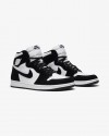 NIKE AIR JORDAN1 RETRO HIGH WMNS PONY TWIST