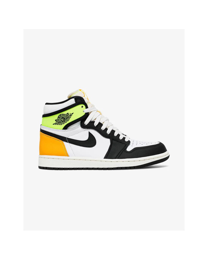 NIKE AIR JORDAN1 HIGH VOLT UNIVERSITY GOLD